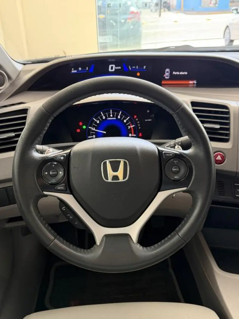 Civic - Foto