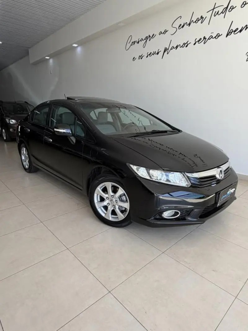 Civic - Foto