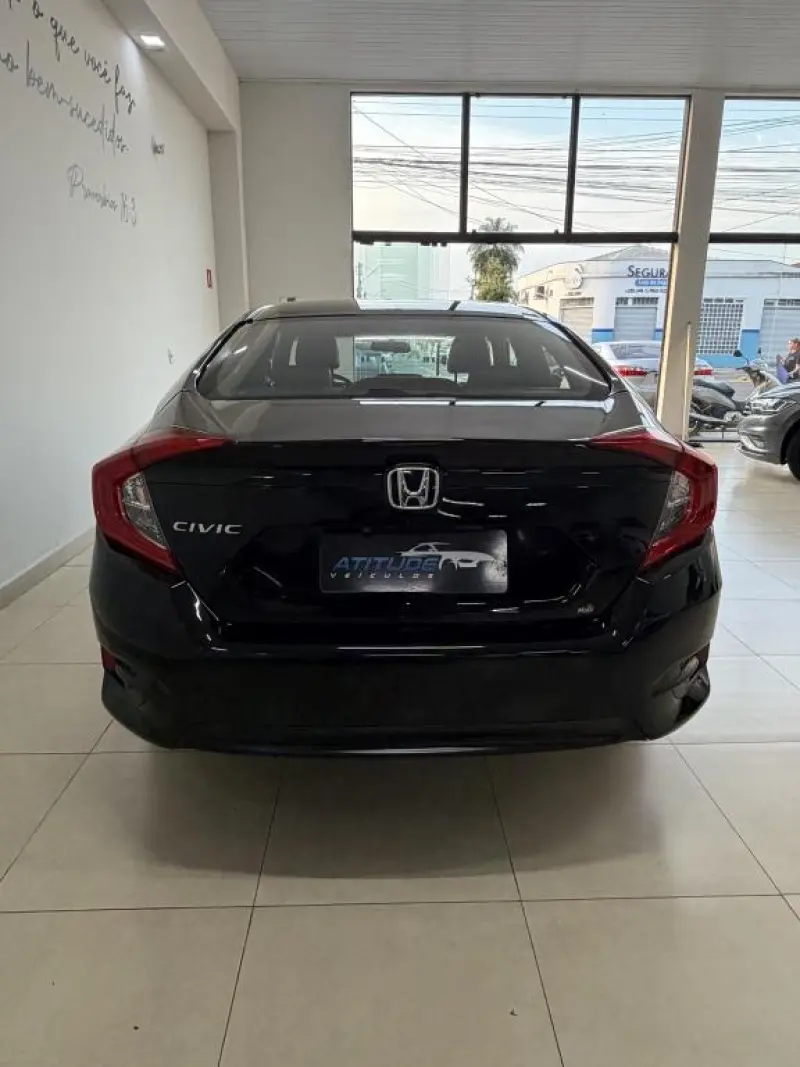 Civic - Foto