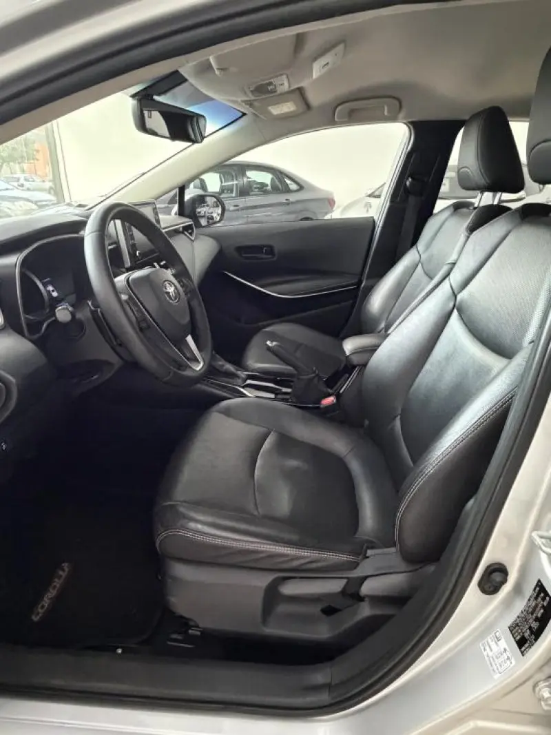 Corolla - Foto
