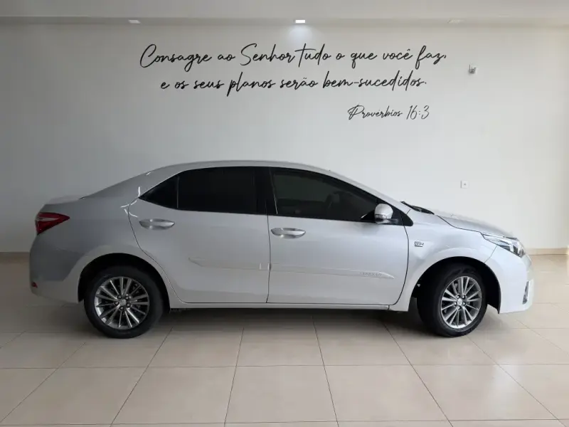 Corolla - Foto