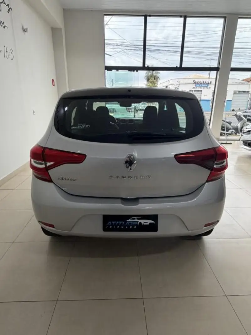 Sandero - Foto